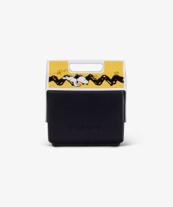 Charlie Brown Zigzag Little Playmate 7 Qt Cooler